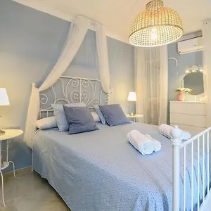 https://apartamento-monteros.es-andalucia.com